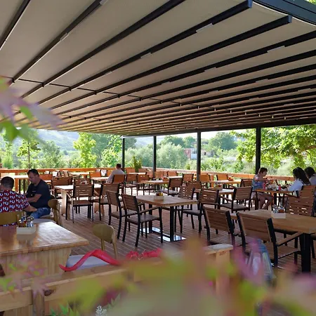 ロッジ Mesopotam Agrotourism