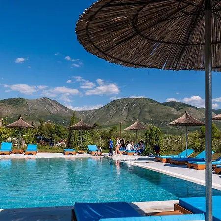 Alojamento de Turismo Selvagem Mesopotam Agrotourism Sarandë