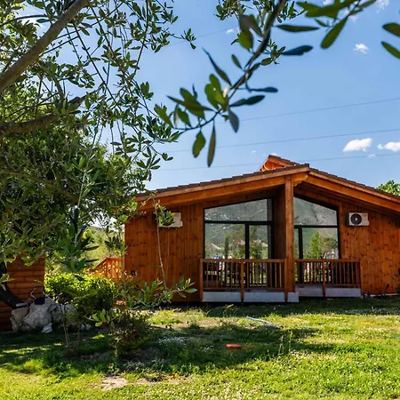 Lodge Mesopotam Agrotourism *