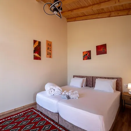 بيت خشبي Mesopotam Agrotourism ساراندا
