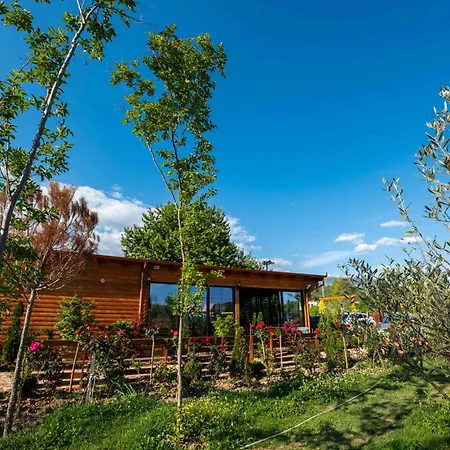 بيت خشبي Mesopotam Agrotourism