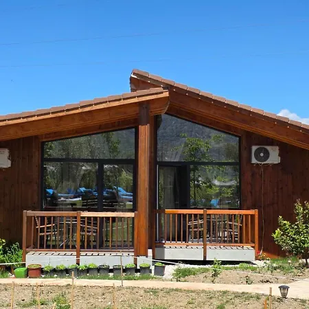 Mesopotam Agrotourism ロッジ *