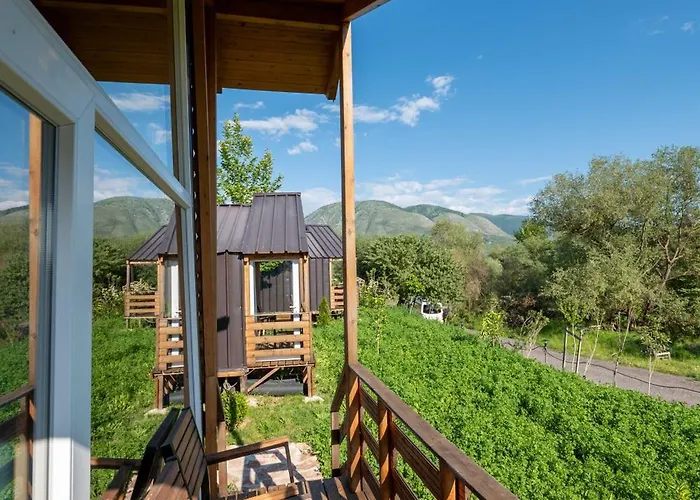 Mesopotam Agrotourism 山林小屋 *